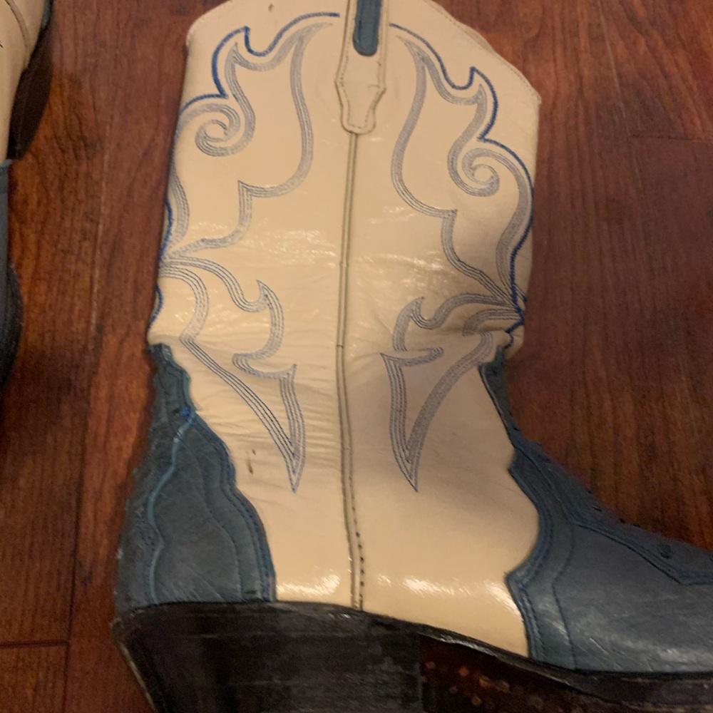 Leather lined Ostrich Corral cowboy boots